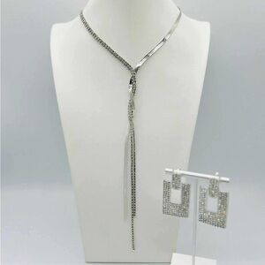 Elegant Silver Necklace and Earring Set